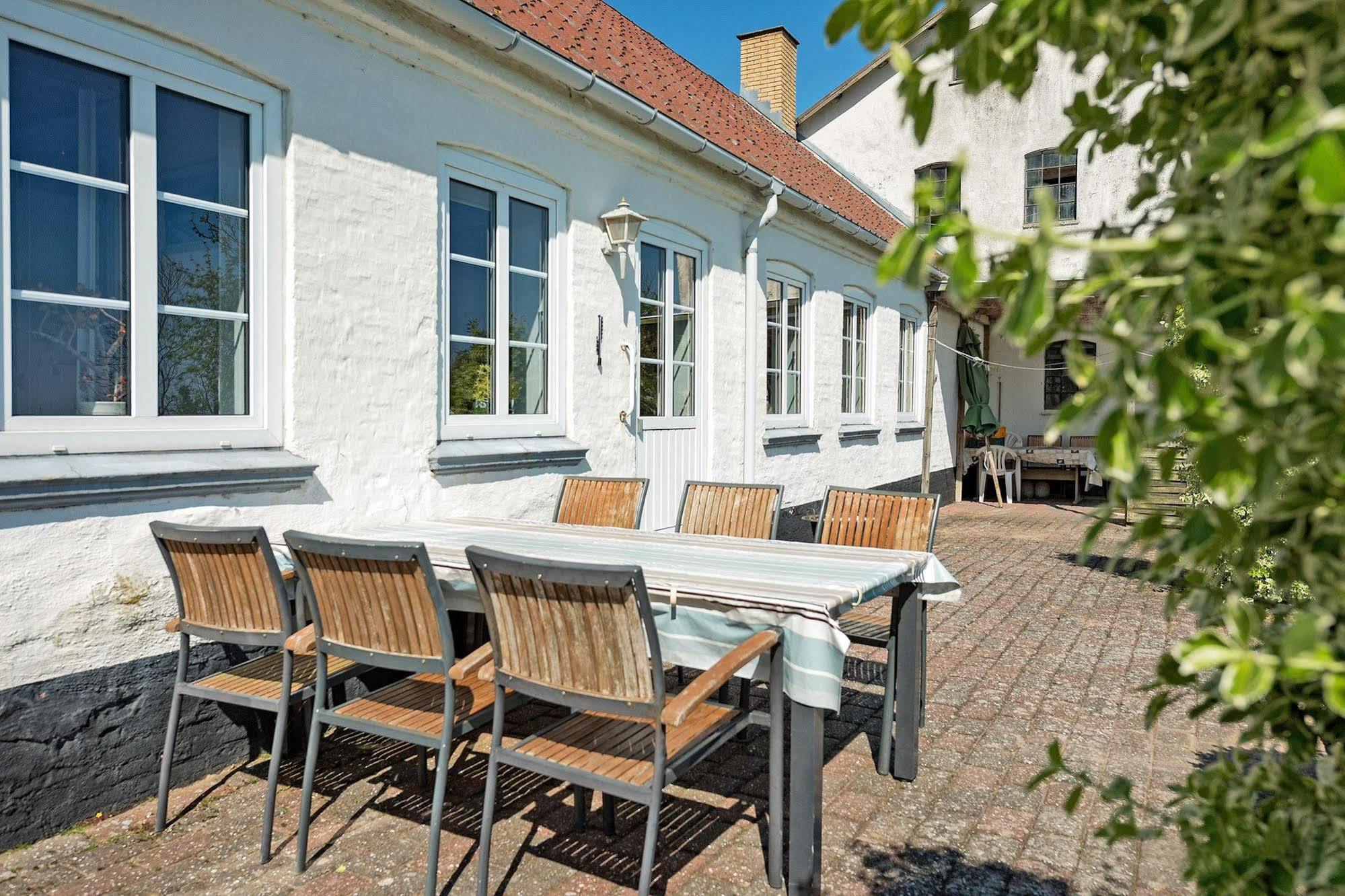 Strandhuset Vollerup ภายนอก รูปภาพ